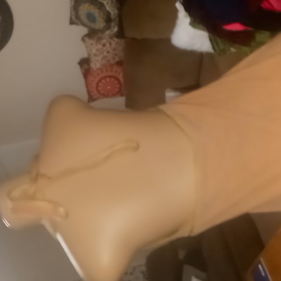 Top - Picture 2 of 2